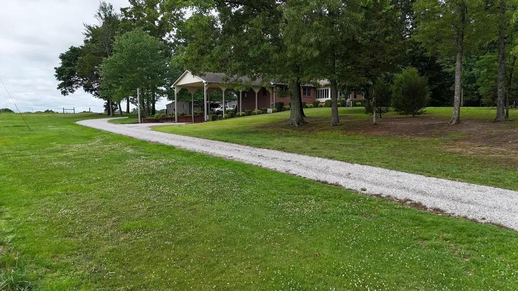 2465 Bybee Chapel Road Rock Island TN 38581