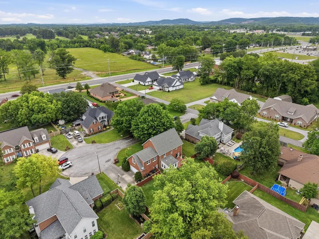 1363 Ivy Lane Cookeville TN 38501