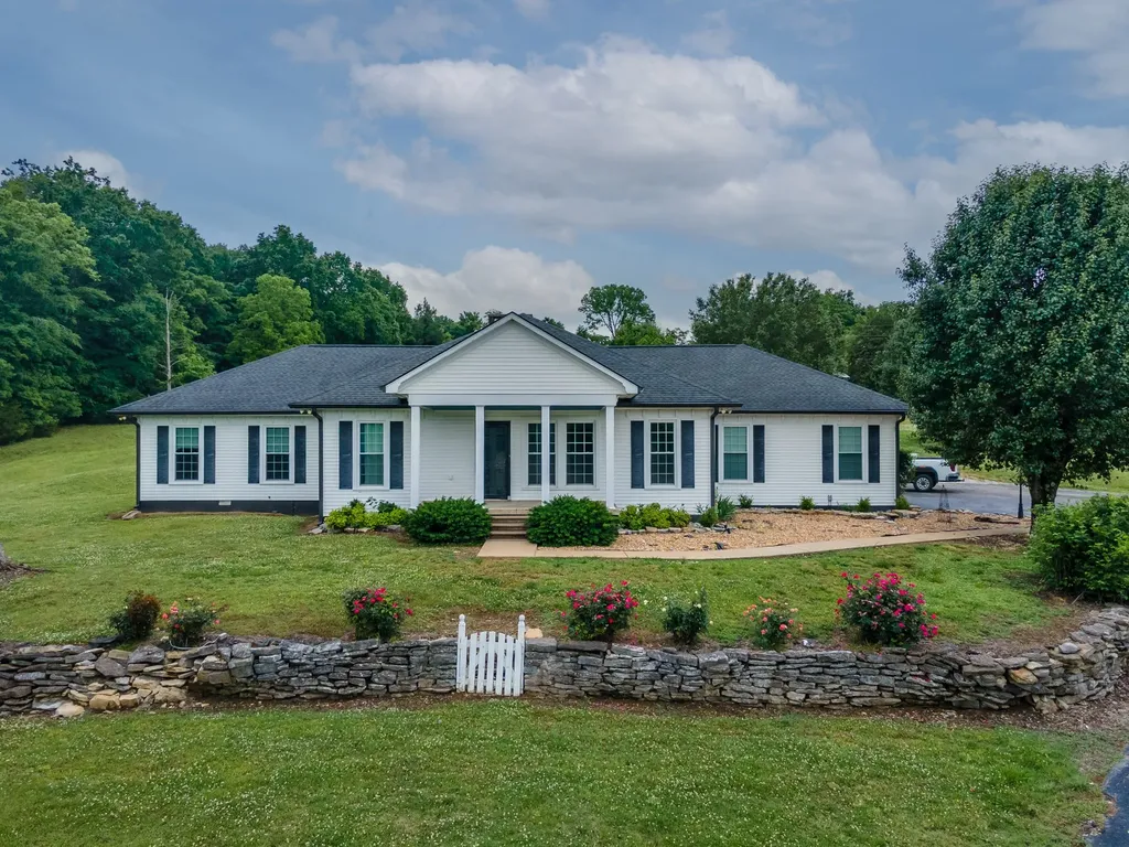 2541 Mooresville Highway Lewisburg TN 37091
