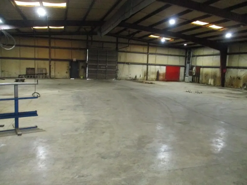 1126 Old Highway 109, N Gallatin TN 37066