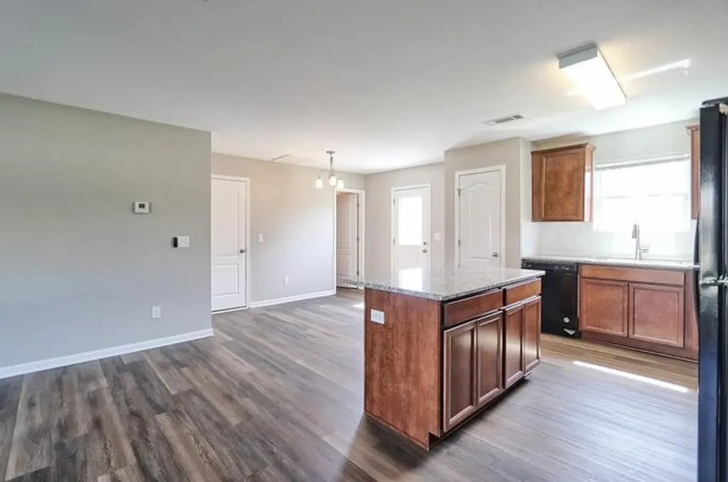 2313 Bee Hive Drive Columbia TN 38401