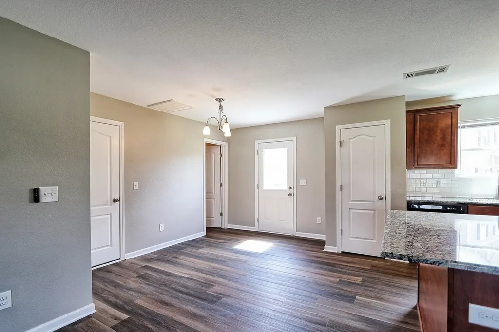 2313 Bee Hive Drive Columbia TN 38401