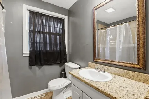 2615 Edge O Lake Drive Nashville TN 37217