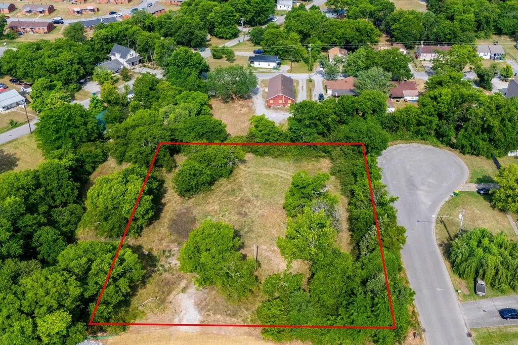 708 Hartsville Pike Lebanon TN 37087