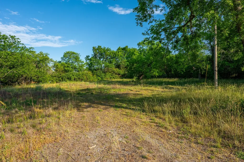708 Hartsville Pike Lebanon TN 37087