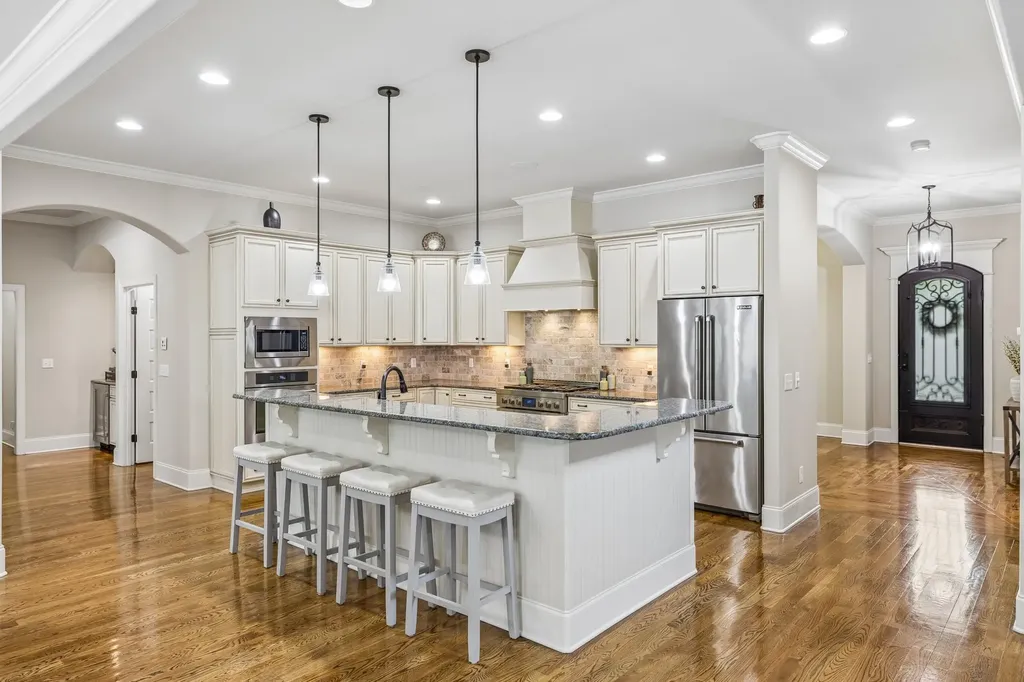 4001 Wallace Lane Nashville TN 37215