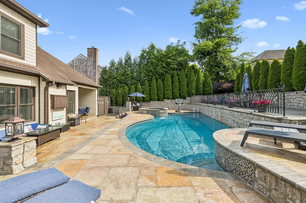 4001 Wallace Lane Nashville TN 37215