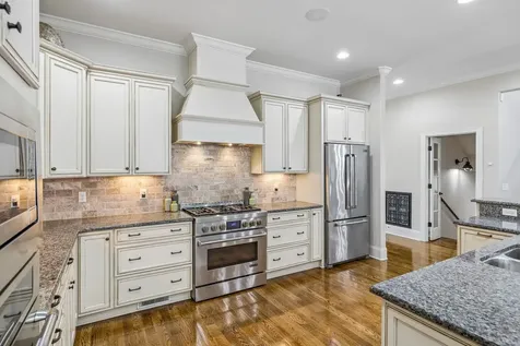 4001 Wallace Lane Nashville TN 37215
