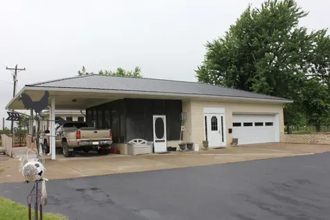 4118 Gordonsville Road Lewisburg KY 42256