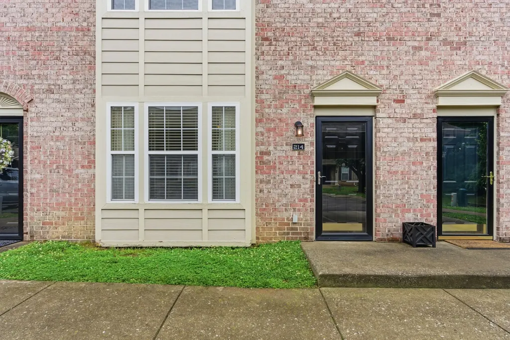 7241 Highway 70, S Nashville TN 37221
