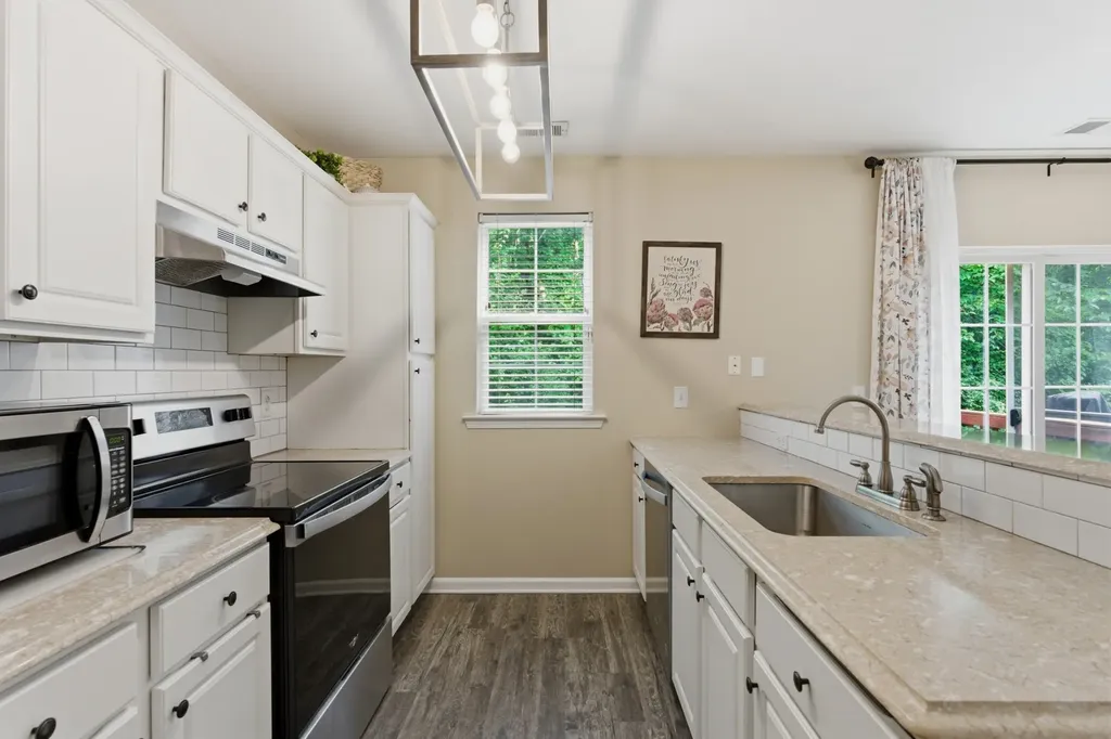 7241 Highway 70, S Nashville TN 37221