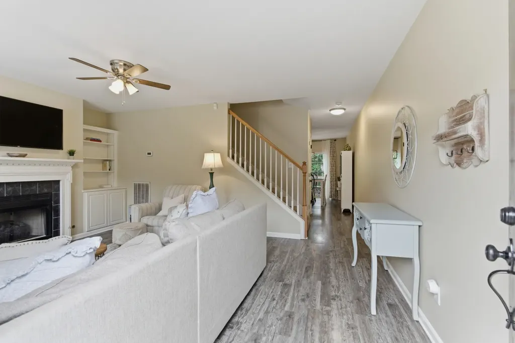 7241 Highway 70, S Nashville TN 37221