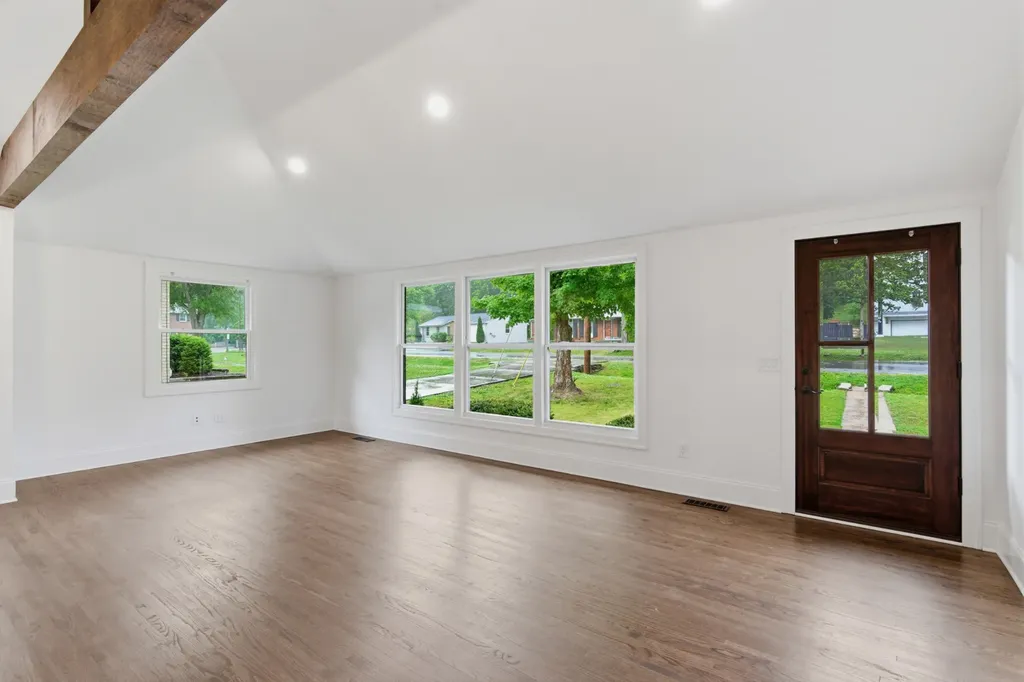 201 Overcrest Court Nashville TN 37211