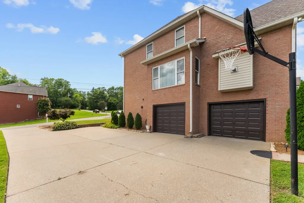 504 Spinnaker Court Smyrna TN 37167