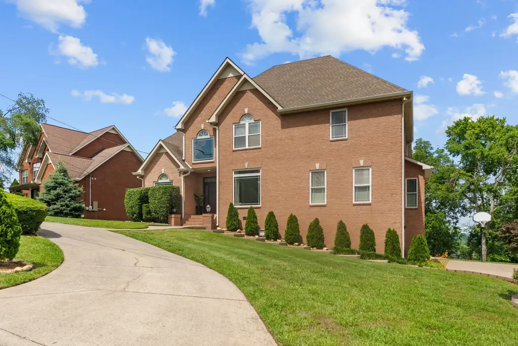504 Spinnaker Court Smyrna TN 37167