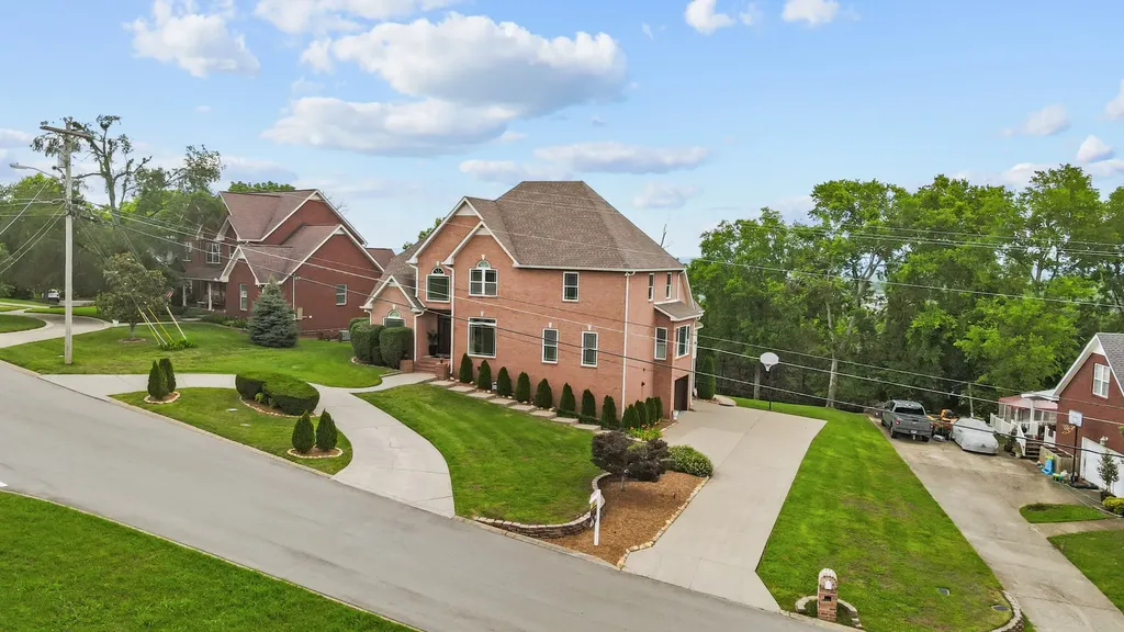 504 Spinnaker Court Smyrna TN 37167
