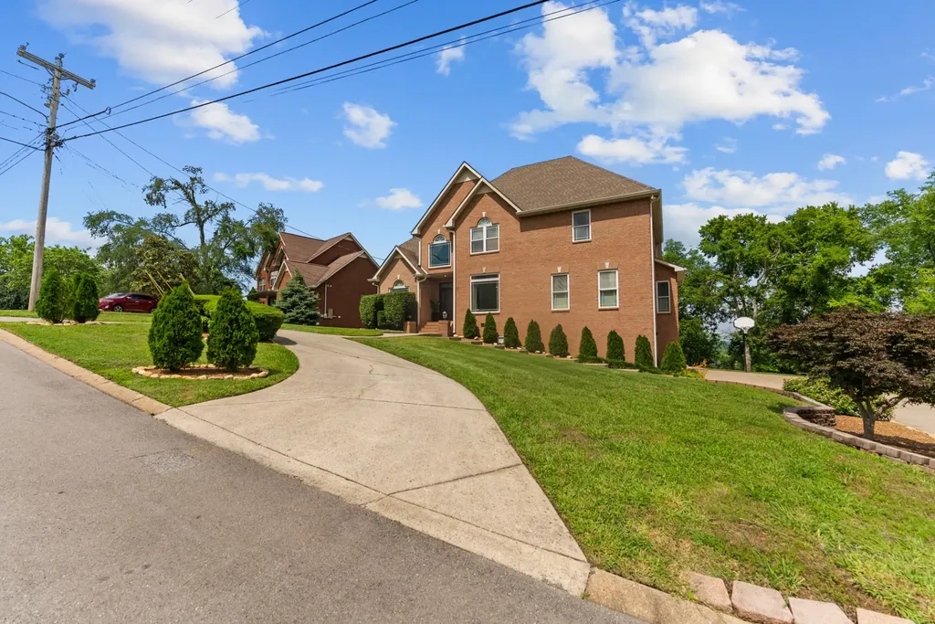 504 Spinnaker Court Smyrna TN 37167