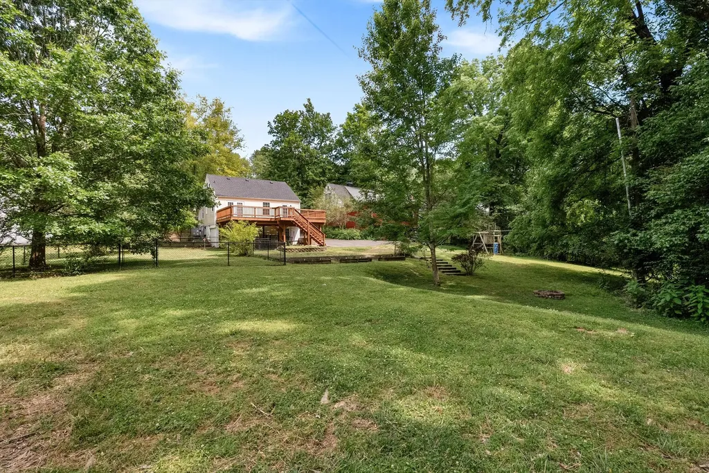199 Maplemere Drive Clarksville TN 37040