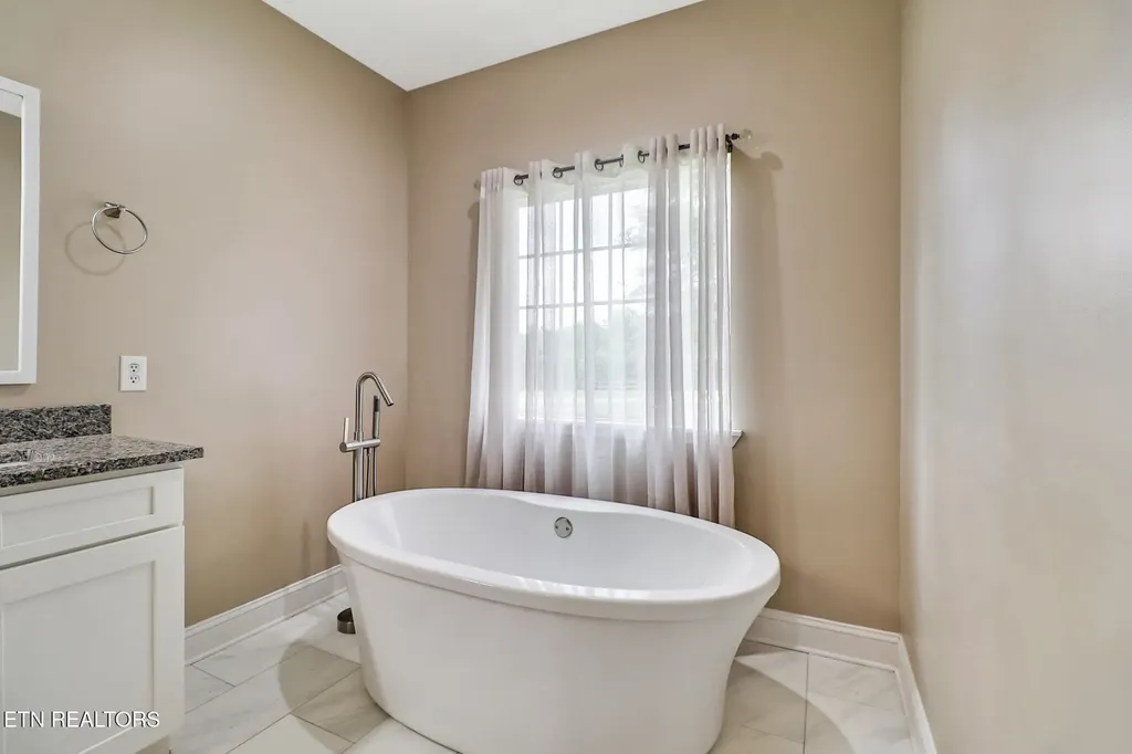 809 Buffalo Trail Clarkrange TN 38553