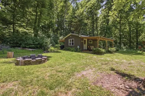 2677 Pigg Schoolhouse Road Santa Fe TN 38482