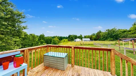 133 Cleveland Road Wartrace TN 37183