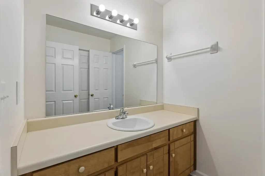 153 Constitution Avenue La Vergne TN 37086
