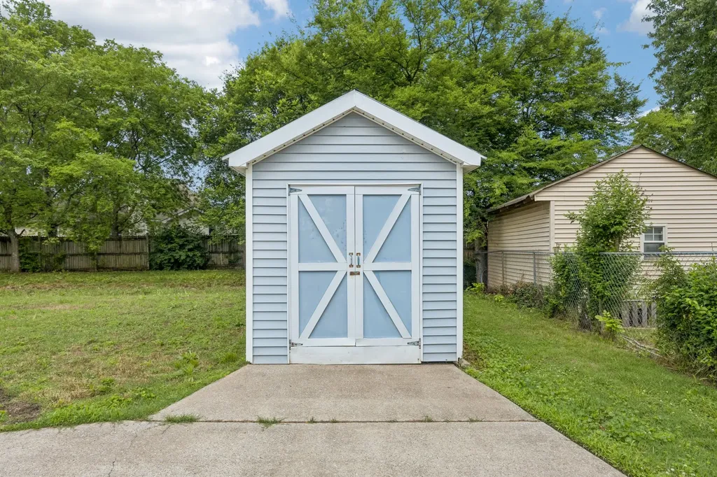 153 Constitution Avenue La Vergne TN 37086