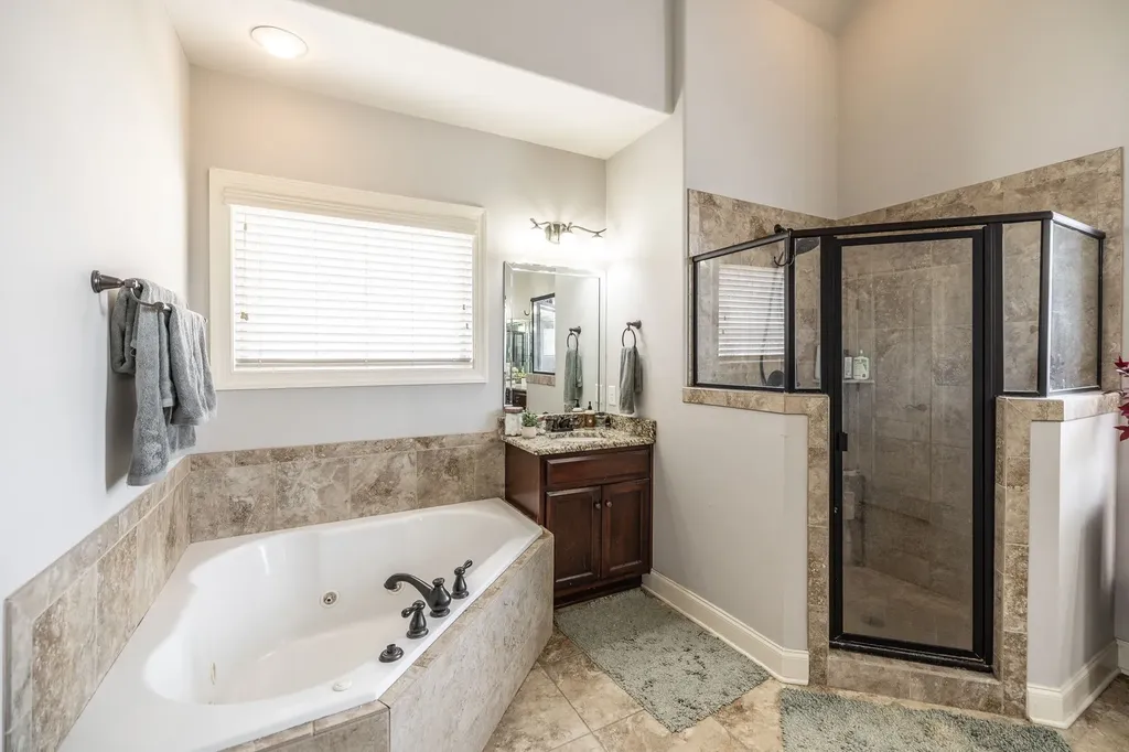 2140 Gorden Crossing Gallatin TN 37066