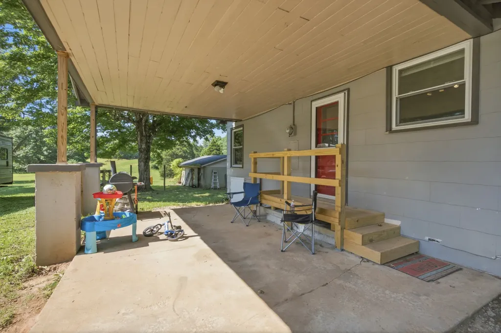 3965 Highway 70, W Dickson TN 37055