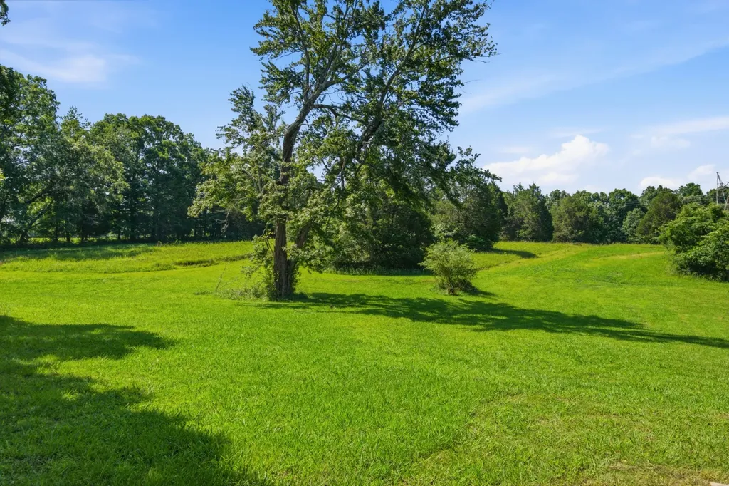 3965 Highway 70, W Dickson TN 37055