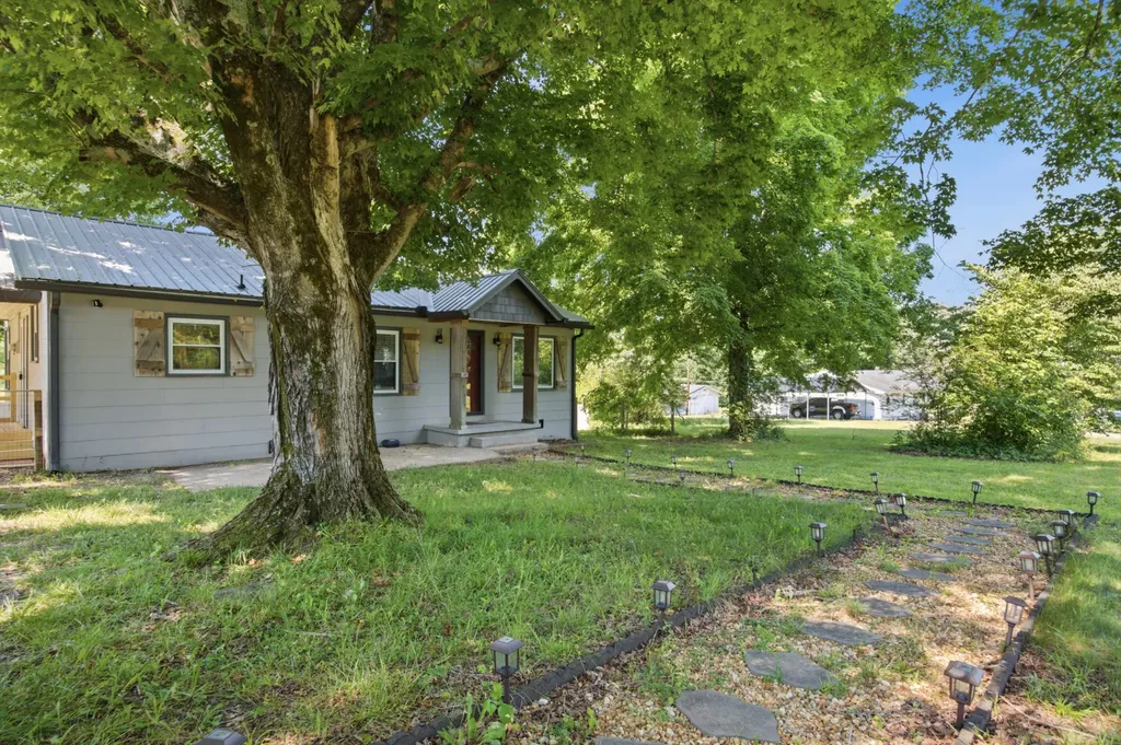 3965 Highway 70, W Dickson TN 37055
