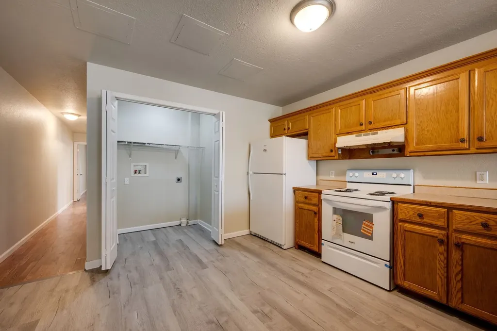 103 Parker Avenue Waverly TN 37185