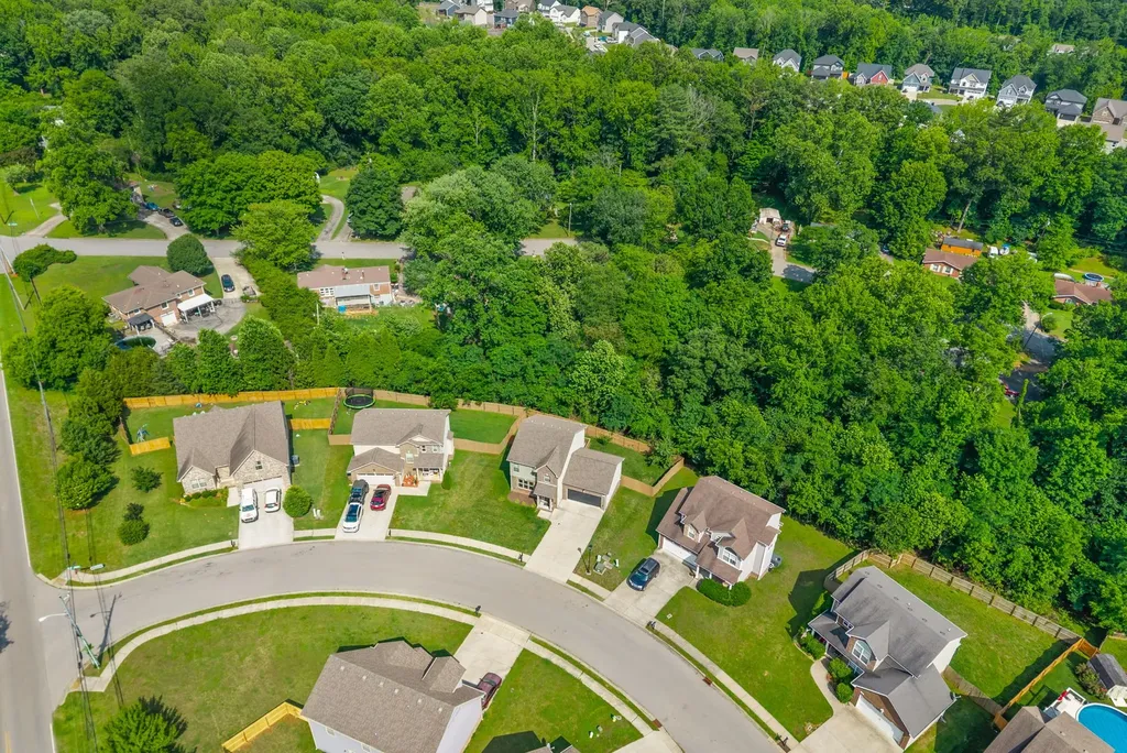 1004 Orchard Hills Drive Clarksville TN 37040