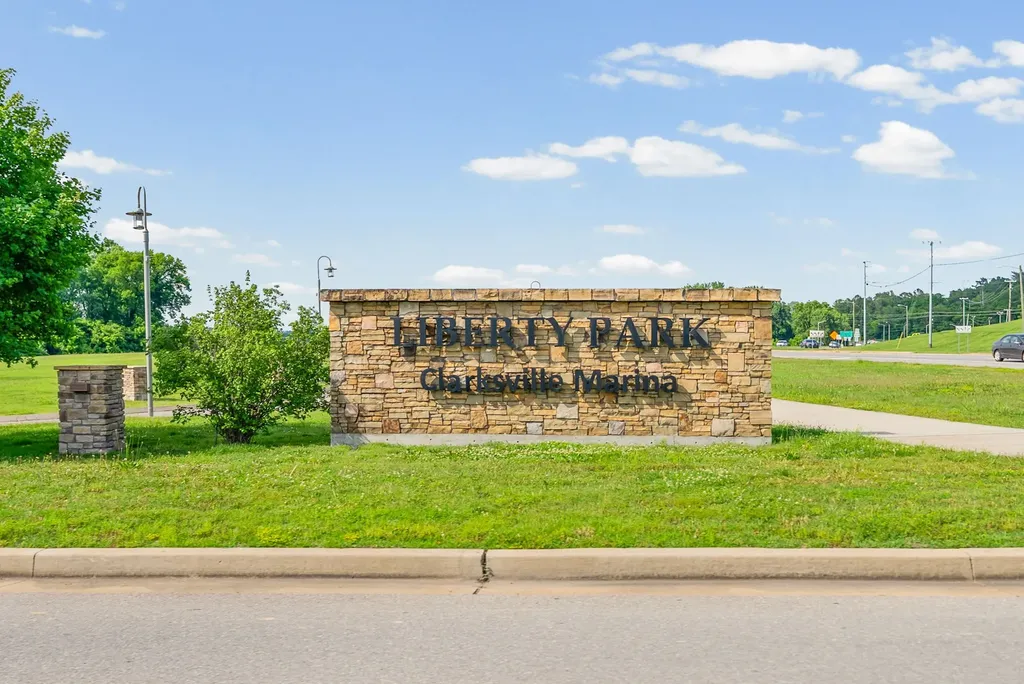 1004 Orchard Hills Drive Clarksville TN 37040