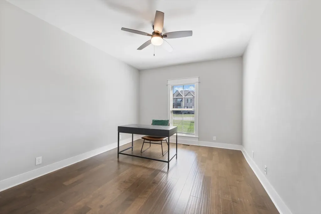 1901 Rhonda Drive Christiana TN 37037