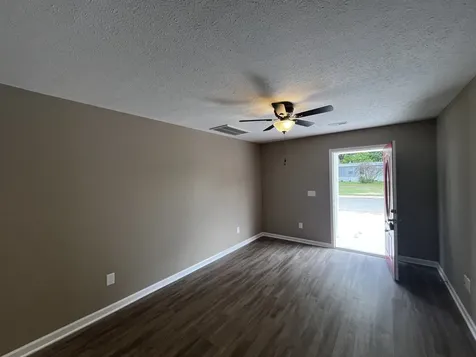 213 Thomas Street Tullahoma TN 37388