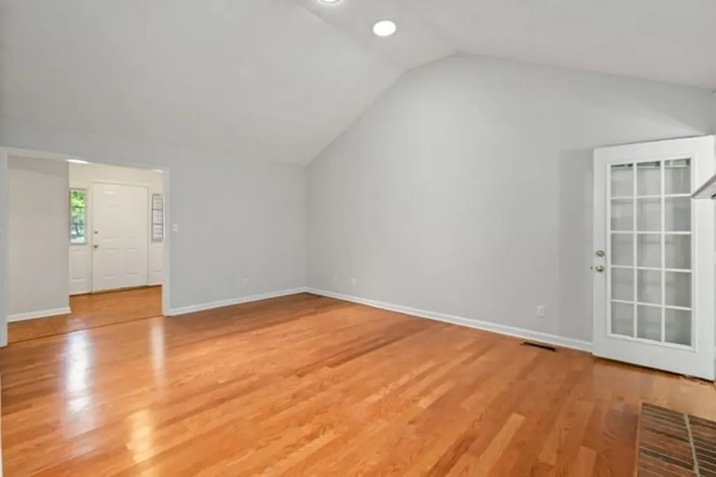 2017 Windsor Drive Columbia TN 38401