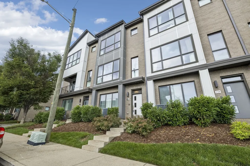 712 Melpark Drive Nashville TN 37204