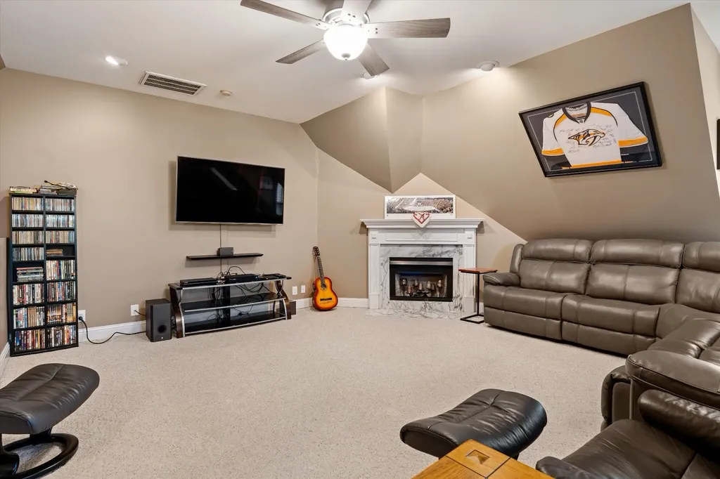 601 Ward Circle Old Hickory TN 37138
