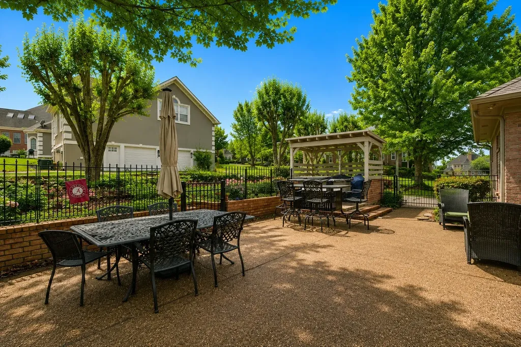 601 Ward Circle Old Hickory TN 37138