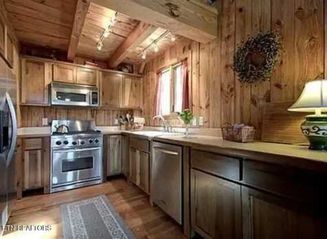360 Spurlock Hollow Lane Gainesboro TN 38562