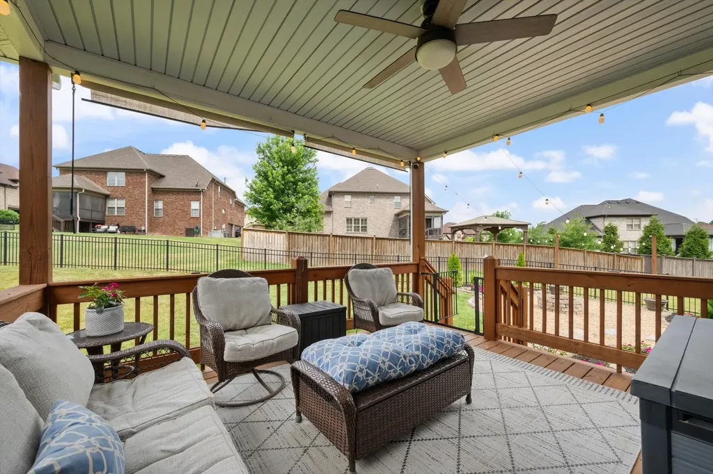 289 Crooked Creek Lane Hendersonville TN 37075