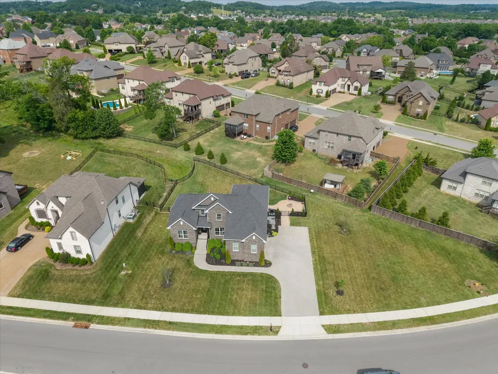 289 Crooked Creek Lane Hendersonville TN 37075