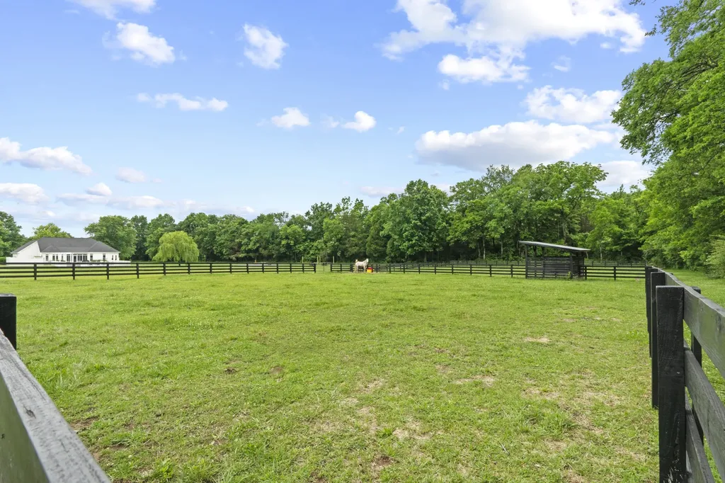 3084 Duplex Road Spring Hill TN 37174