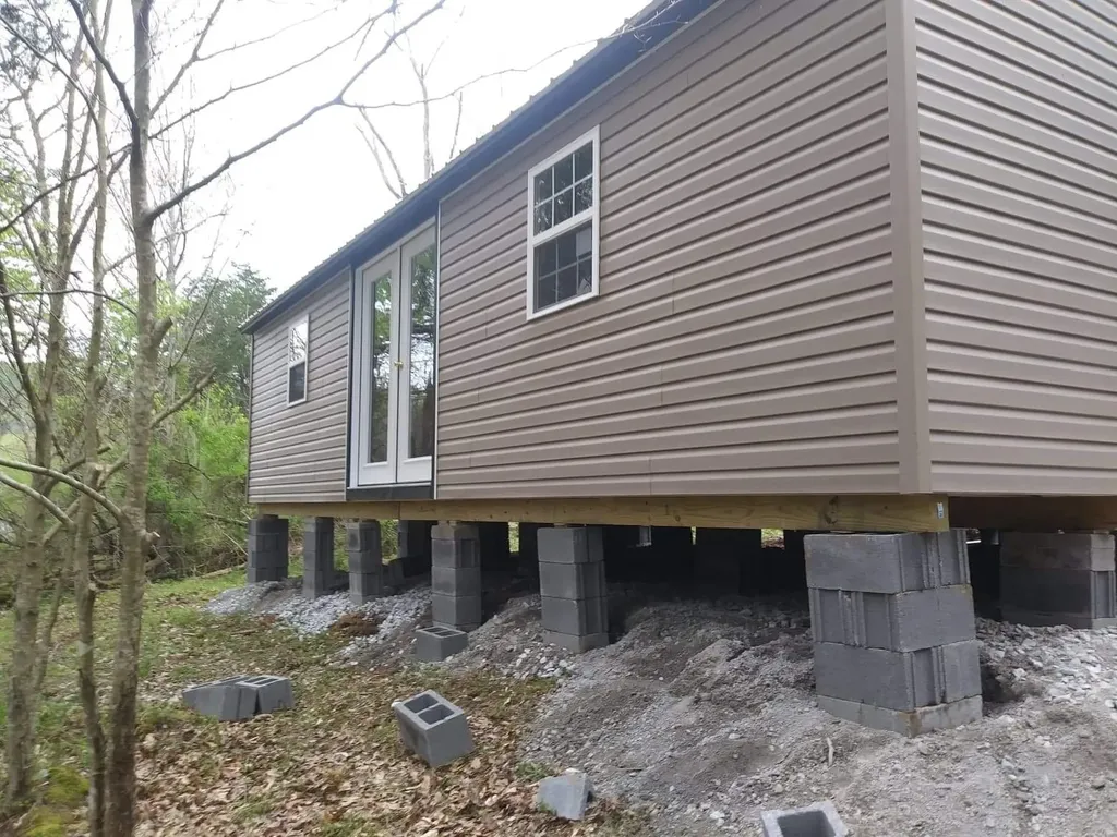 133 Cook Lane Gainesboro TN 38562