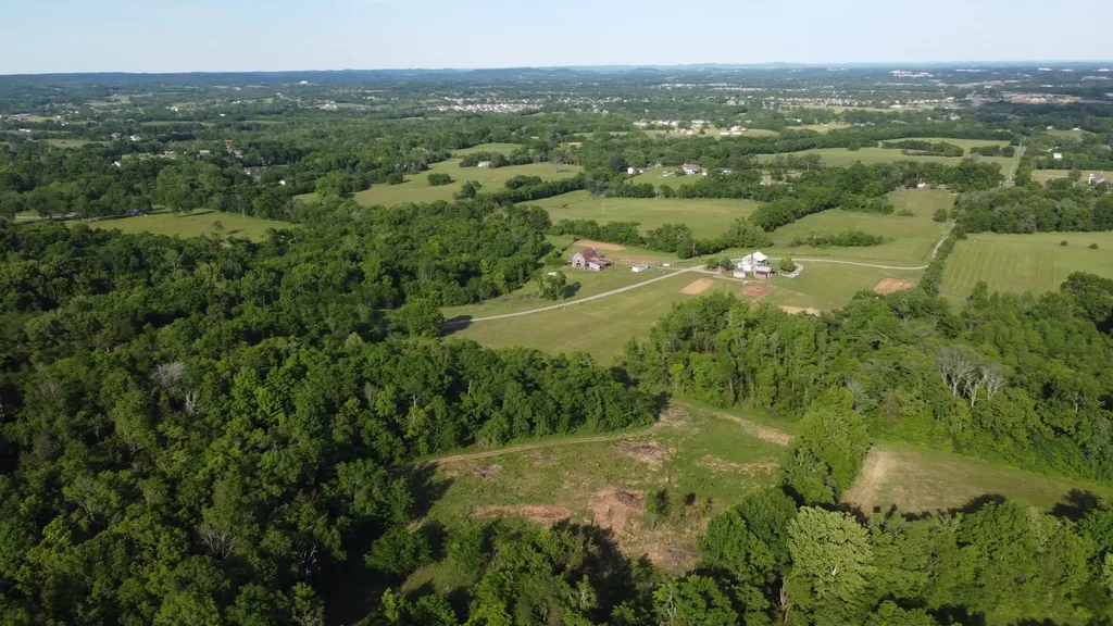 112 Neals Pvt Court Gallatin TN 37066