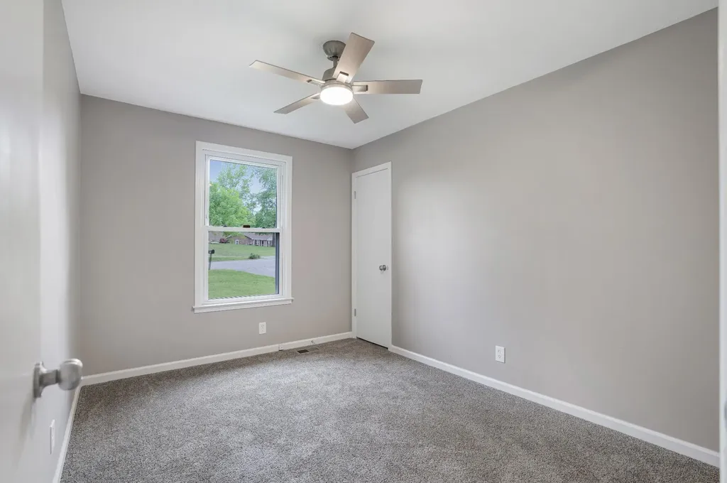 341 Harold Drive Clarksville TN 37040