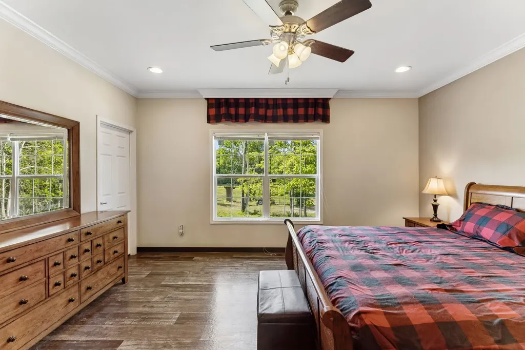 3469 Gillespie Lane Columbia TN 38401