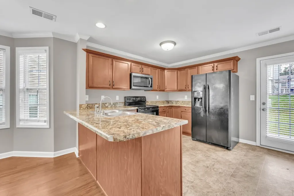 326 Sam Houston Circle Clarksville TN 37040