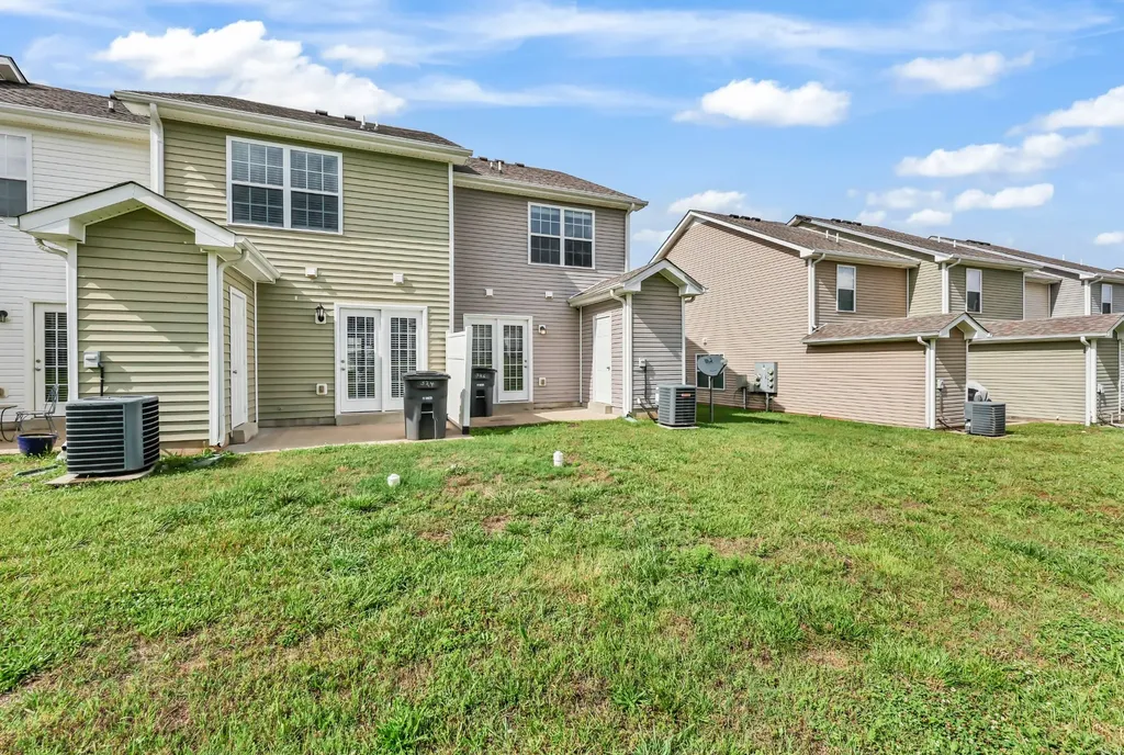 326 Sam Houston Circle Clarksville TN 37040